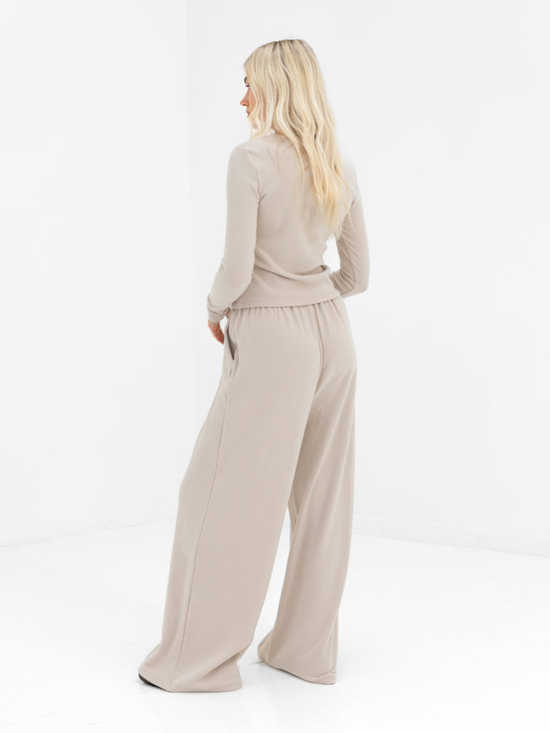 Ebony Button Up Cardigan - Leichter Stein