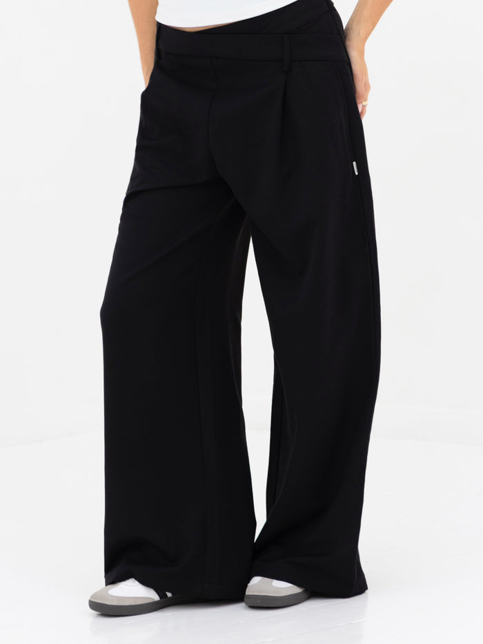 Kady Cross Over Trousers - Black