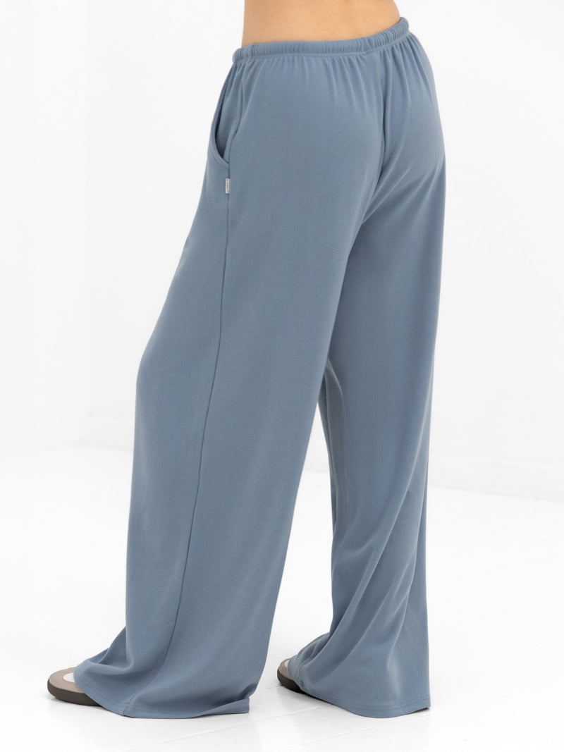 Ebony Wide Leg Trousers - Staubiges Blau