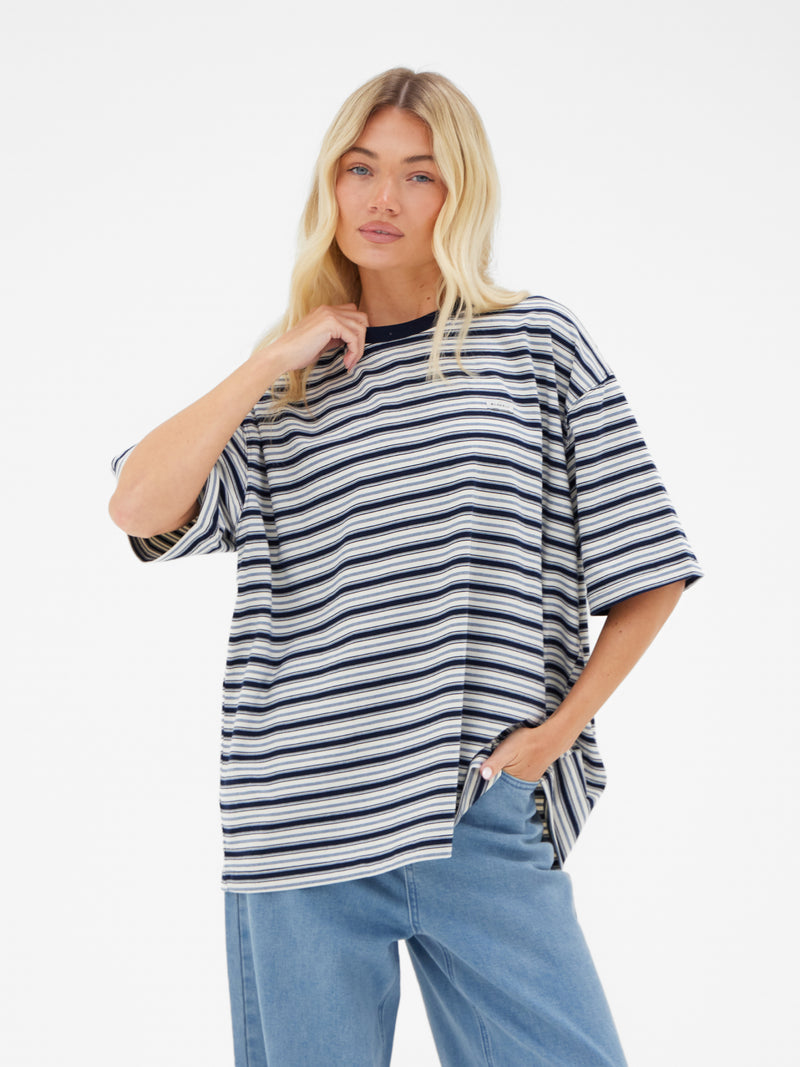 Sasha Stripe T-Shirt - Marineblauer Streifen