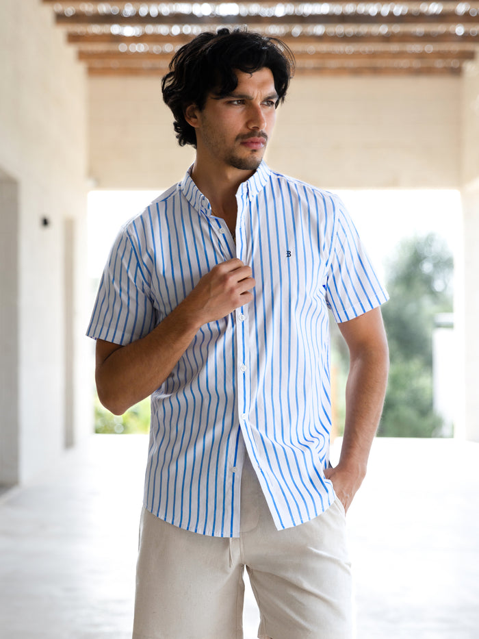 Elias Short Sleeve Stripe Shirt - Weiß und Hellblau