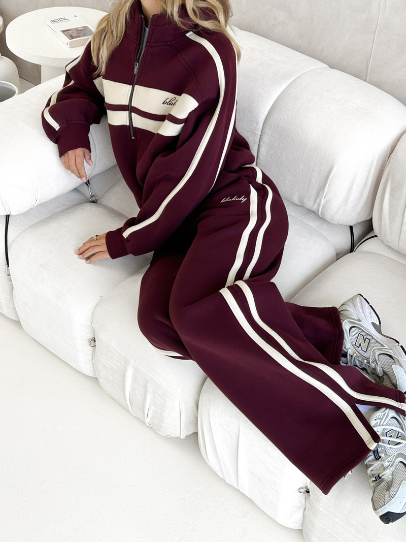 Yasmin Wide Leg Sweatpants - Tiefes Burgunderrot