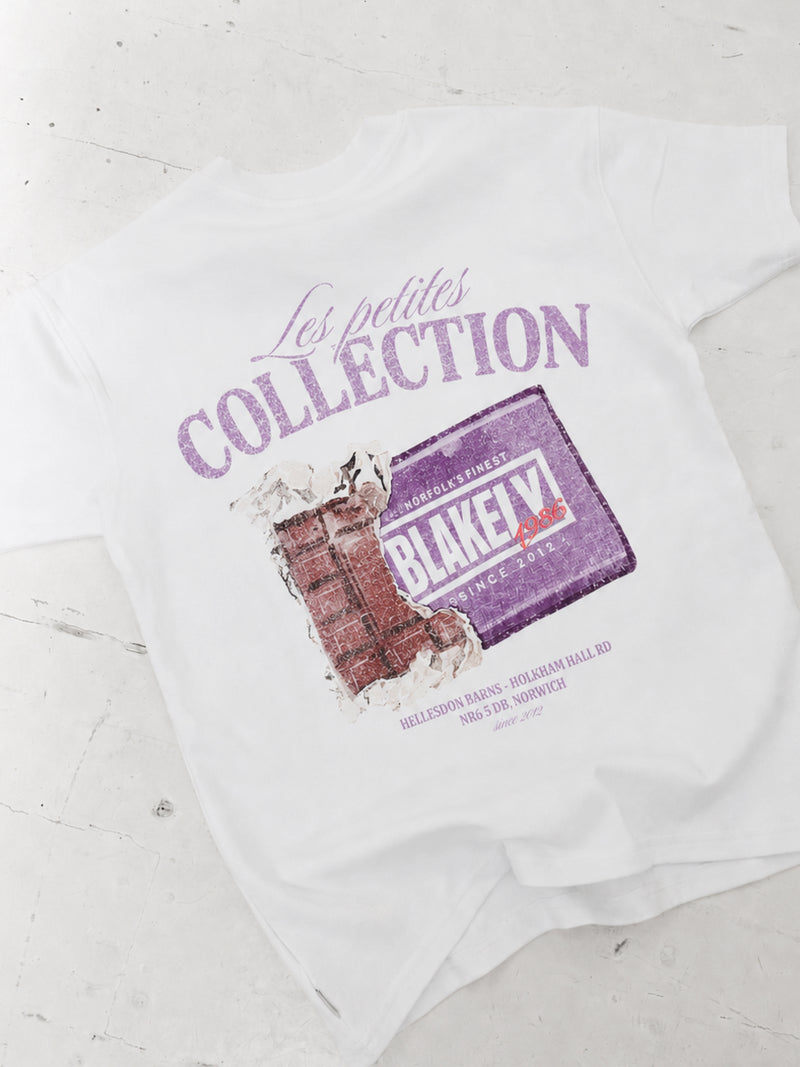 Colby Chocolate Print Relaxed T-Shirt - Weiß & Lila
