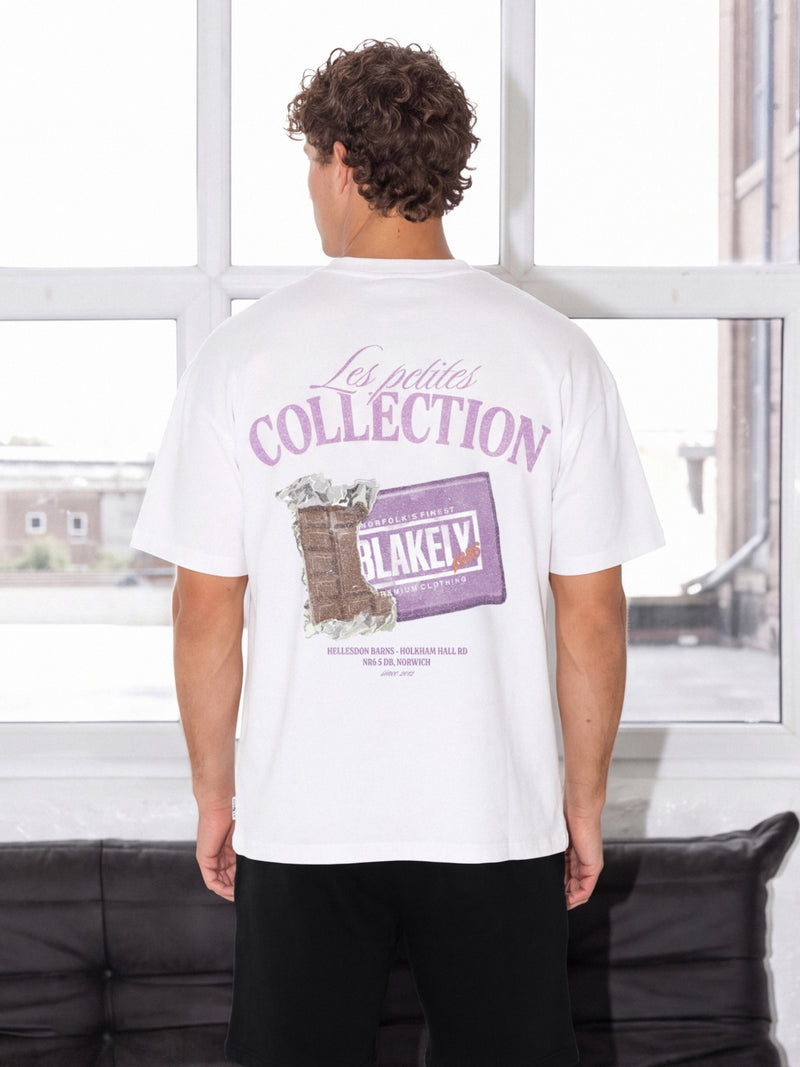 Colby Chocolate Print Relaxed T-Shirt - Weiß & Lila