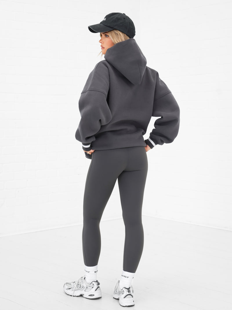 Margot Script Oversized Hoodie - Holzkohle