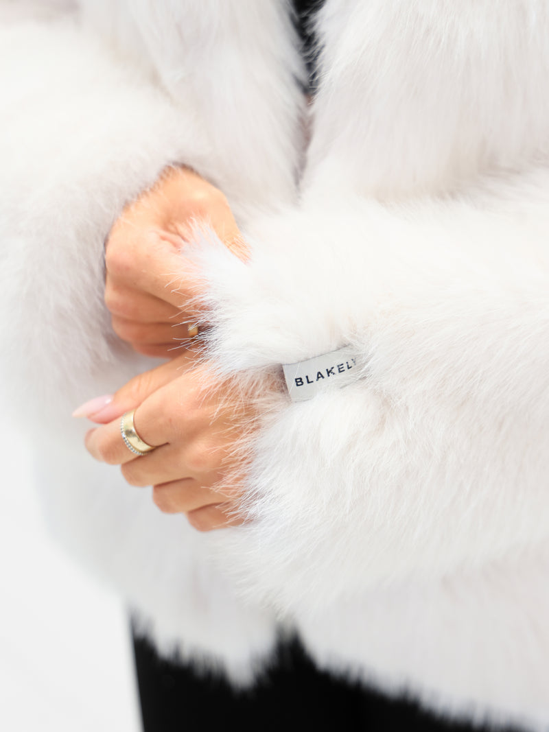 Gigi Faux Fur Hooded Coat - Cremefarben