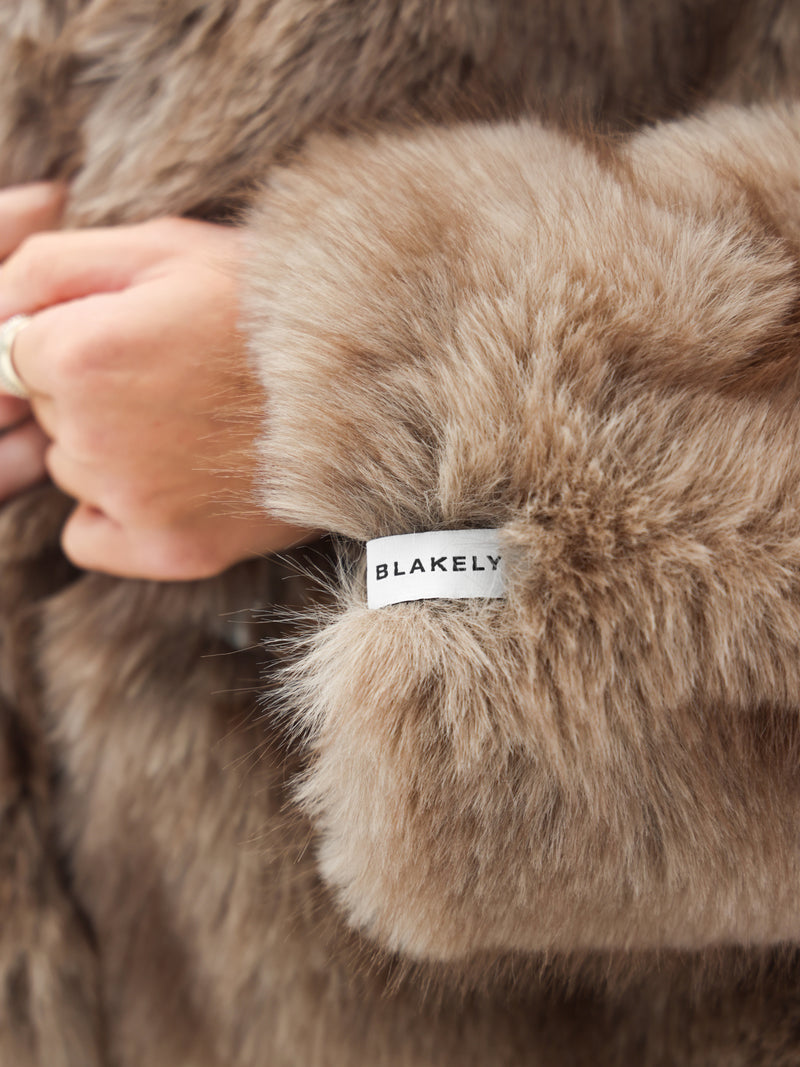 Gigi Faux Fur Collared Jacket - Marron clair