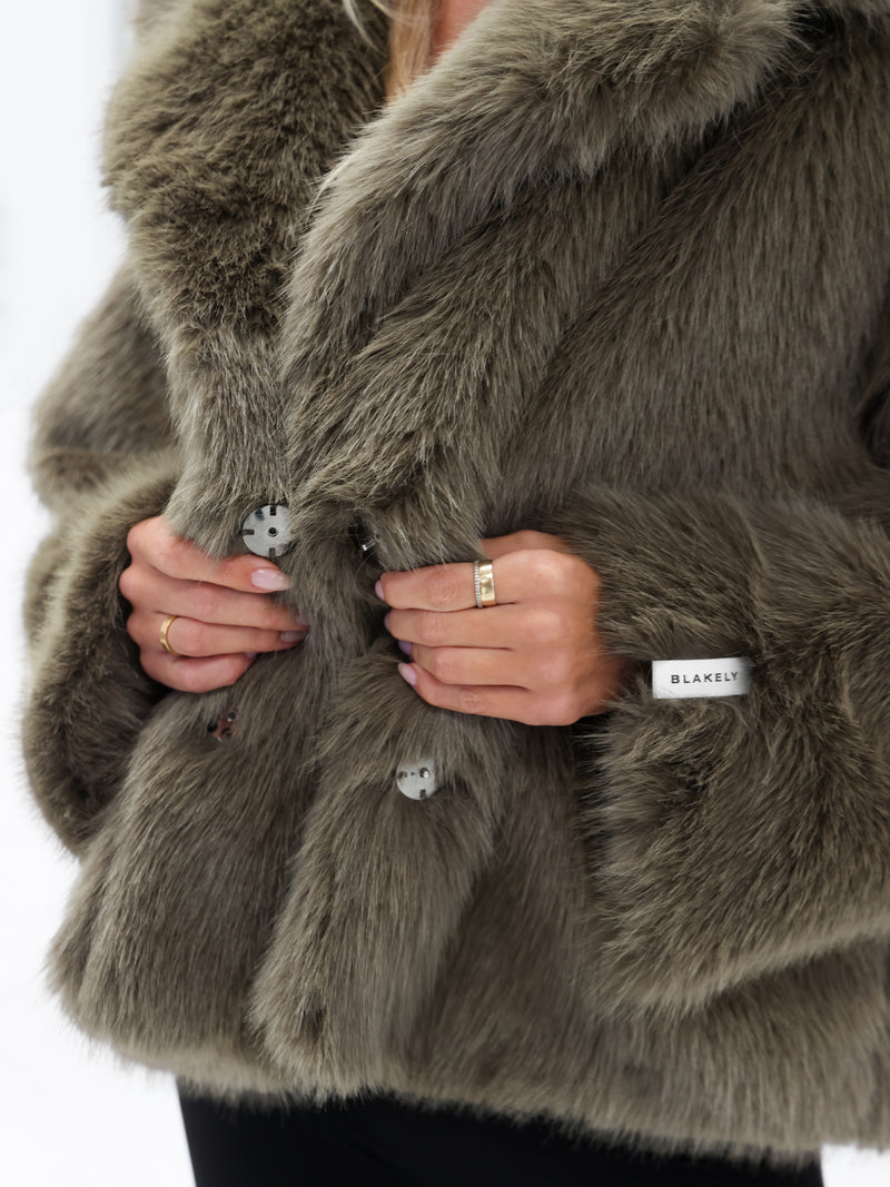Gigi Faux Fur Collared Jacket - Verte