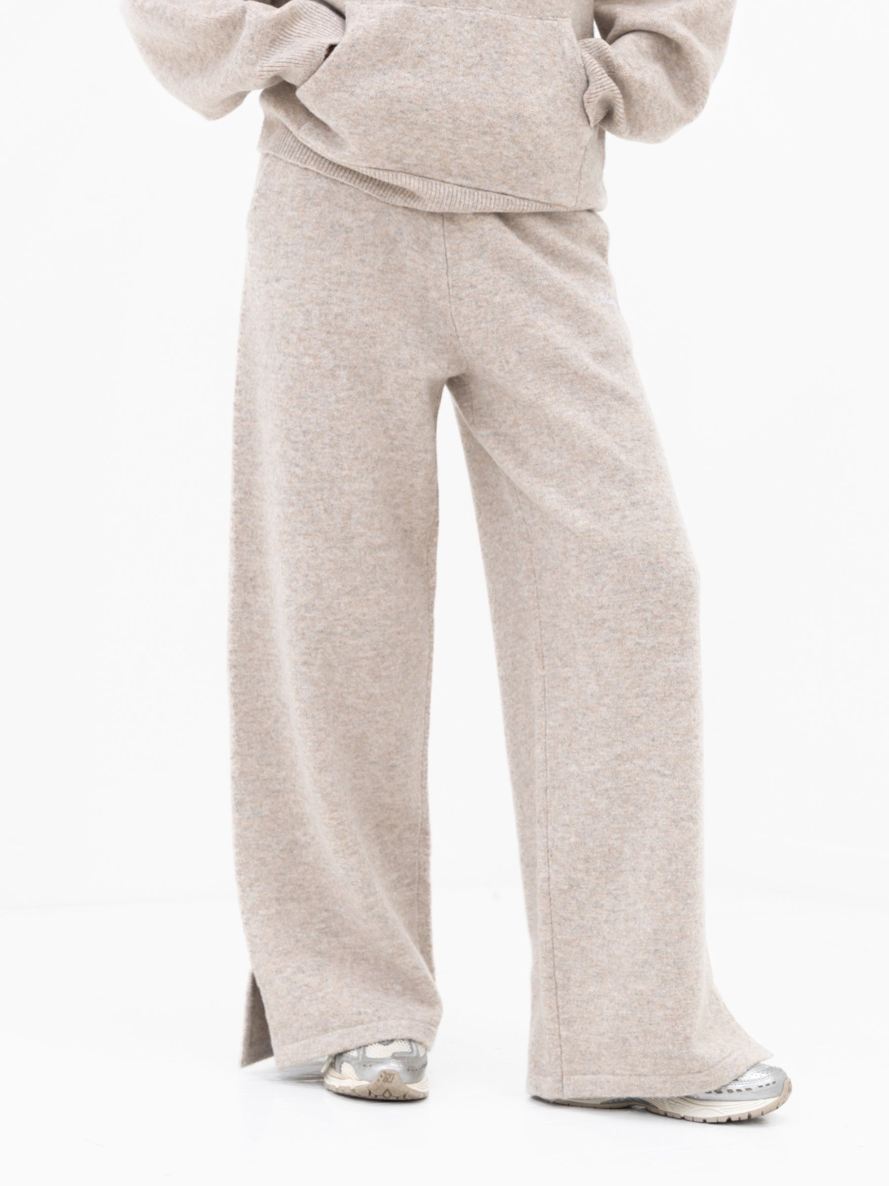 Buy Blakely Toasted Taupe Knitted Wide Leg Trousers | Free delivery on orders over 79€*