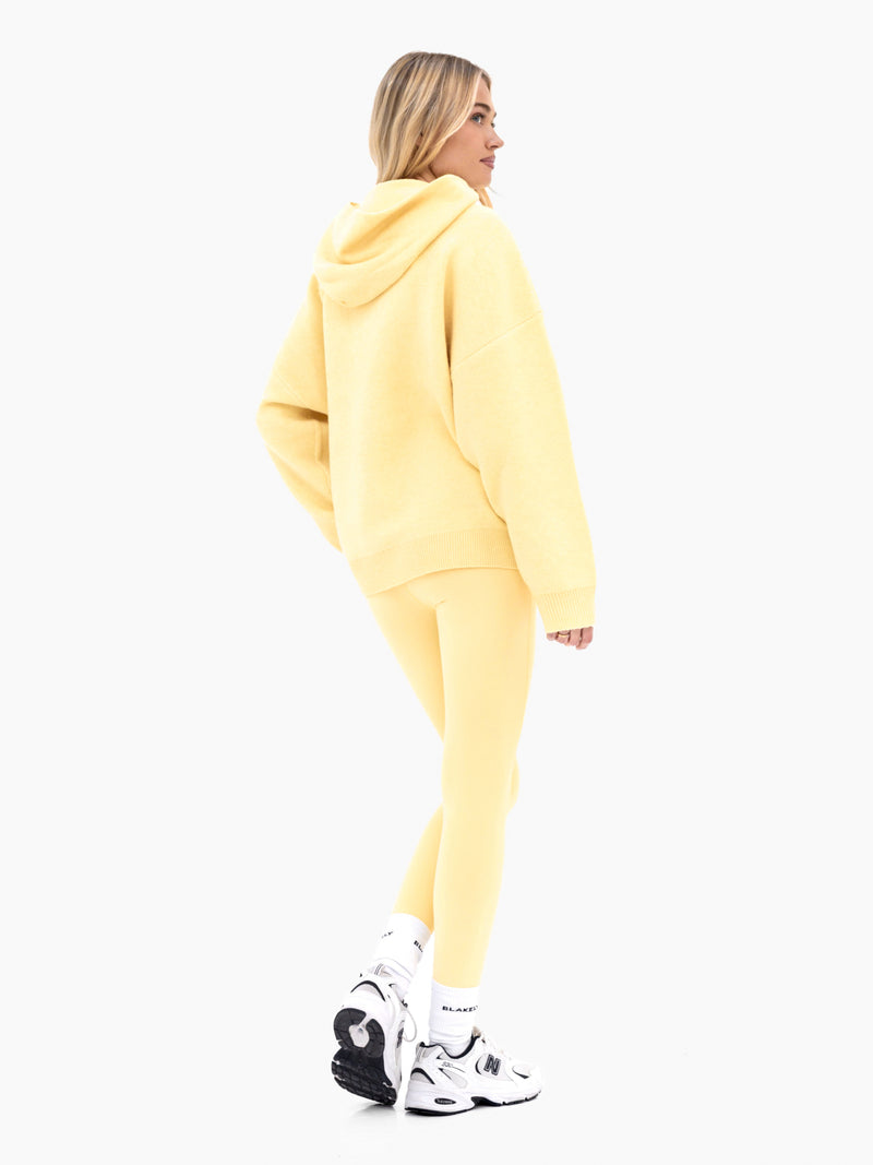 Mabel Oversized Knitted Hoodie - Buttergelb