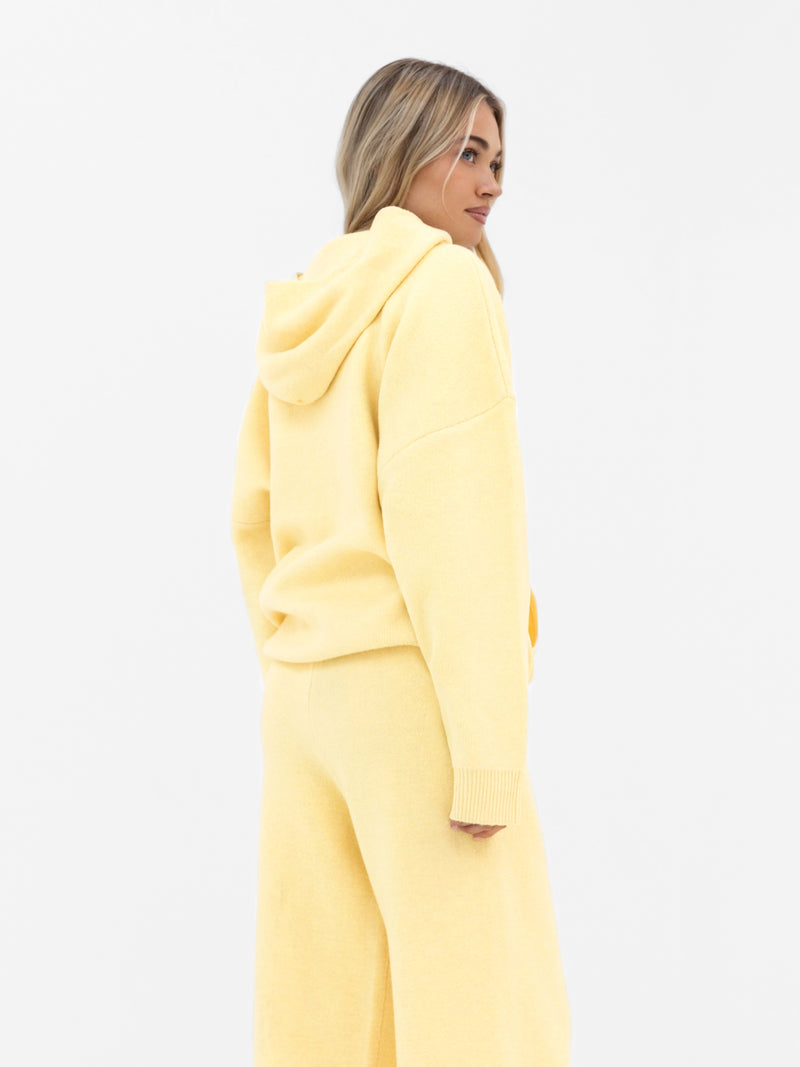 Mabel Oversized Knitted Hoodie - Buttergelb