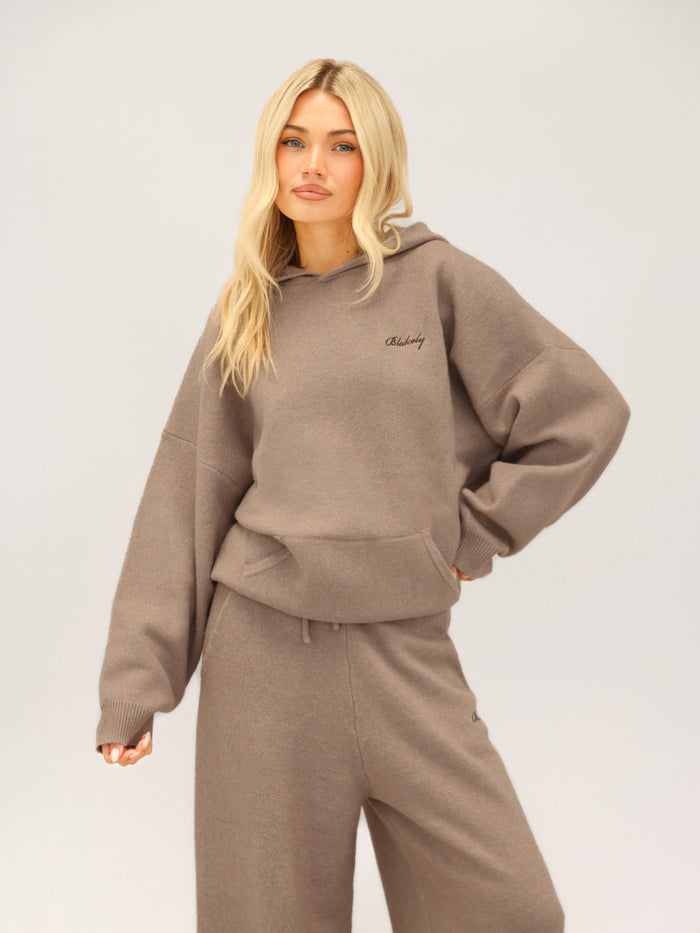 Oversized Knitted Hoodie - Sanftes Braun