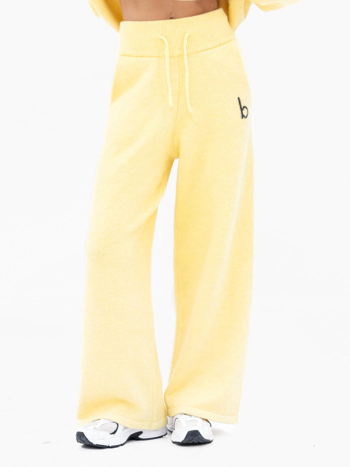 Mabel Knitted Wide Leg Sweatpants - Buttergelb