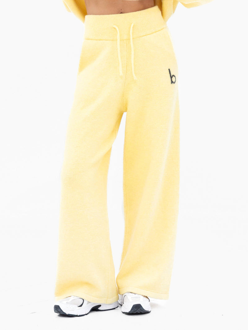 Mabel Knitted Wide Leg Sweatpants - Buttergelb