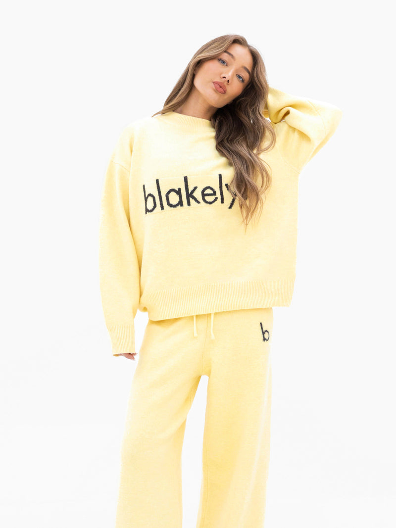 Mabel Oversized Knitted Jumper - Buttergelb