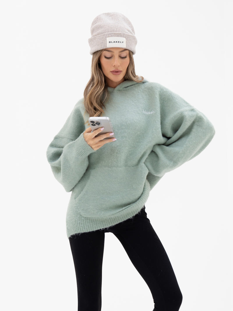 Marley Oversized Knitted Hoodie - Weicher Salbei