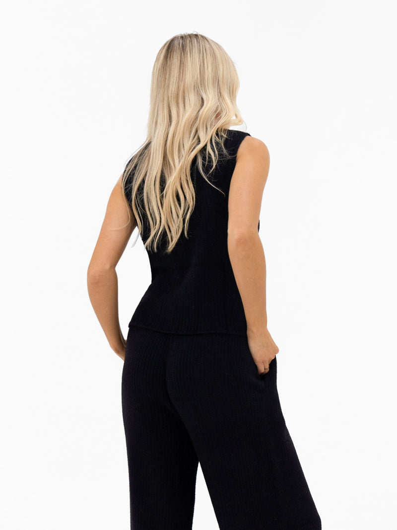 Zoey Ribbed Button Up Top - Schwarz