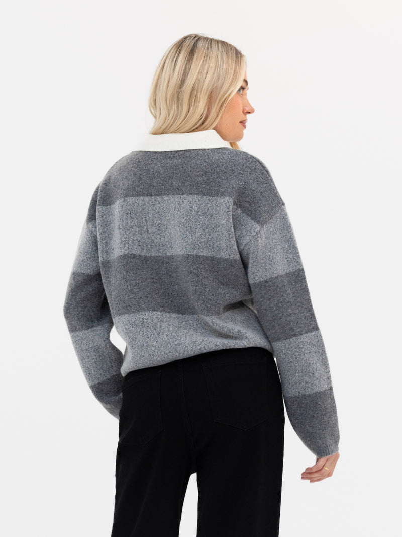 Tara Knitted Stripe Polo - Dunkelgrauer Streifen