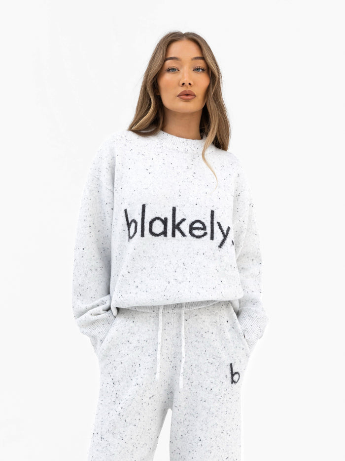 Mabel Oversized Knitted Jumper - Hellgrau