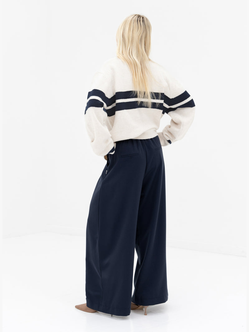 Mindy Stripe Knitted Jumper - Off White & Soft Navy