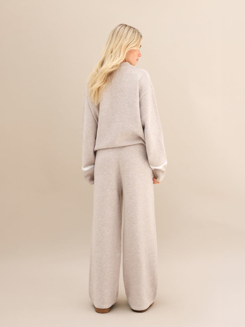 Margot Script Oversized Knitted Jumper - Toasted Taupe