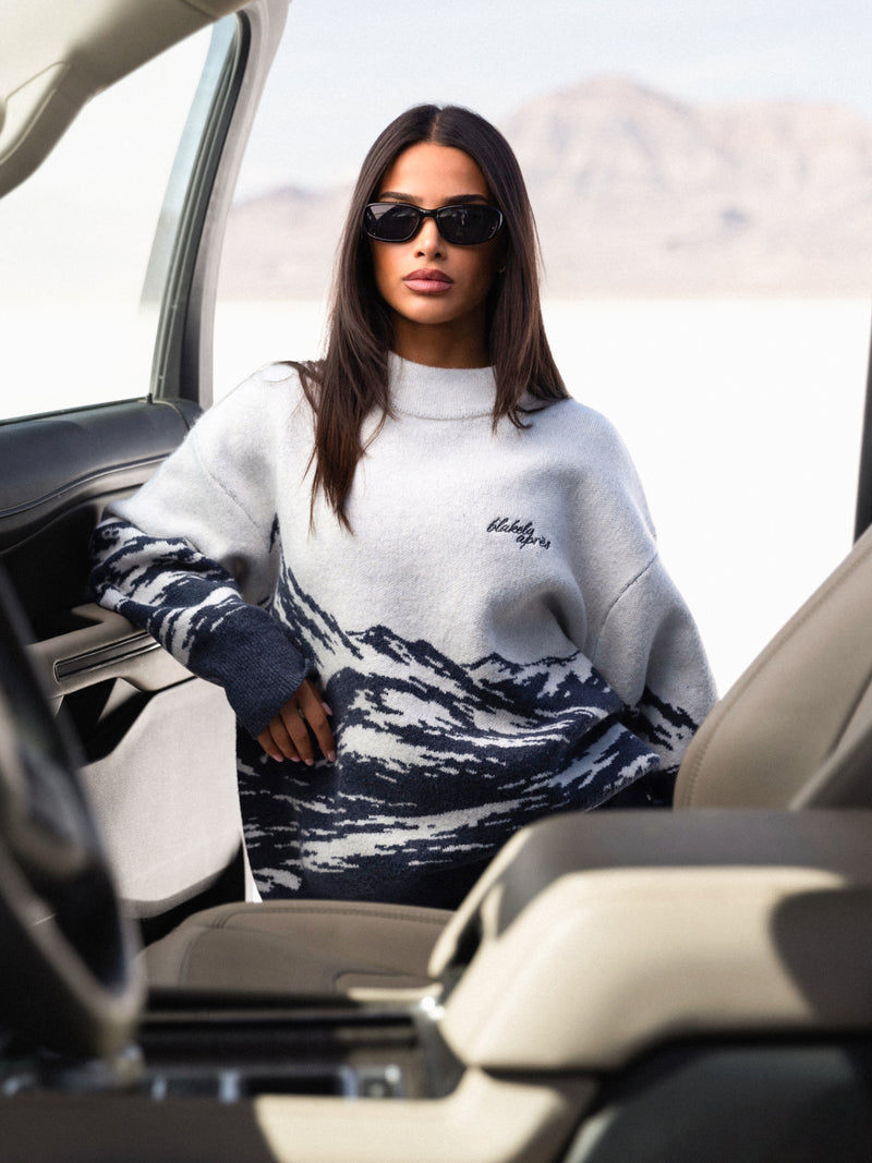 Oversized Knitted Mountain Jumper - Vraie Marine