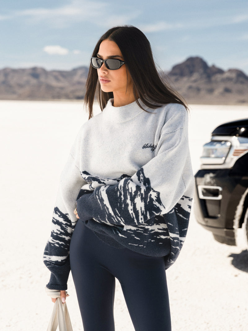 Oversized Knitted Mountain Jumper - Vraie Marine