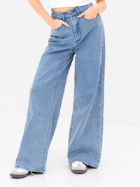 Blakely Wide Cut Jeans - Hellblau