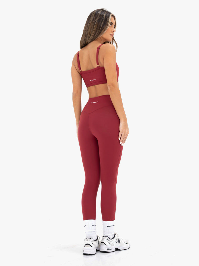 Ultimate Sports Bra - Klassisches Rot