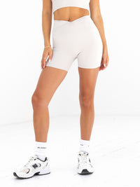 Ultimate Crossover Shorts - Elfenbein