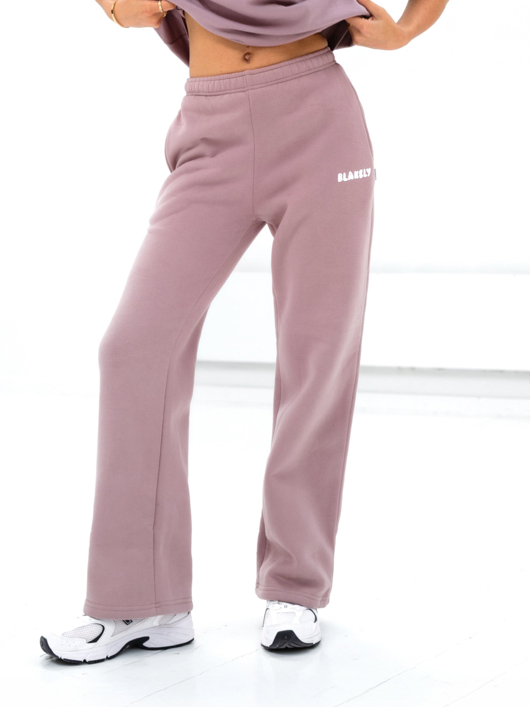 ◆ARCHIVE BOLD◆ AB POCKET SWEAT PANTS DUSTY PINK AB23FASW01 AB POCKET SWEAT PANTS (DUSTY PINK) - ARCHIVE BOLD 아카이브 볼드