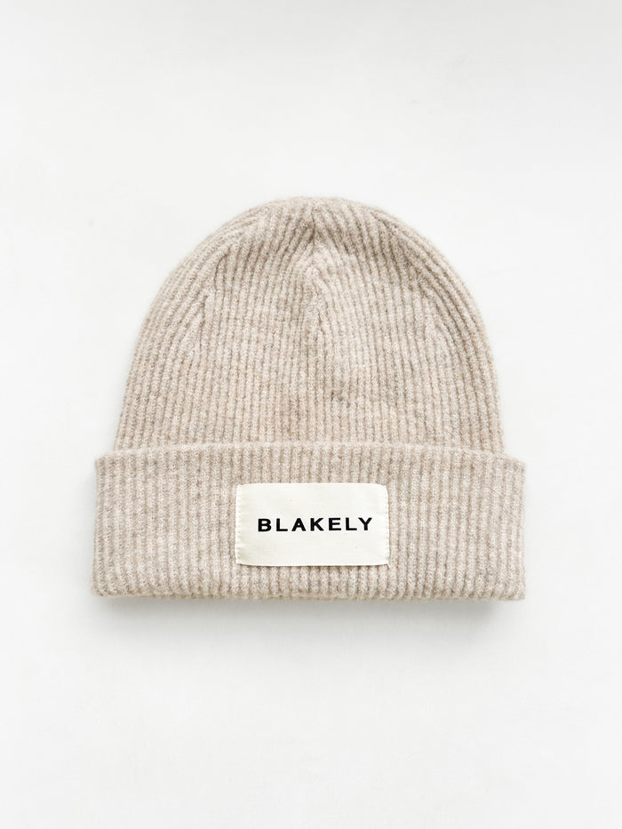 Label Knitted Beanie - Taupe grillé