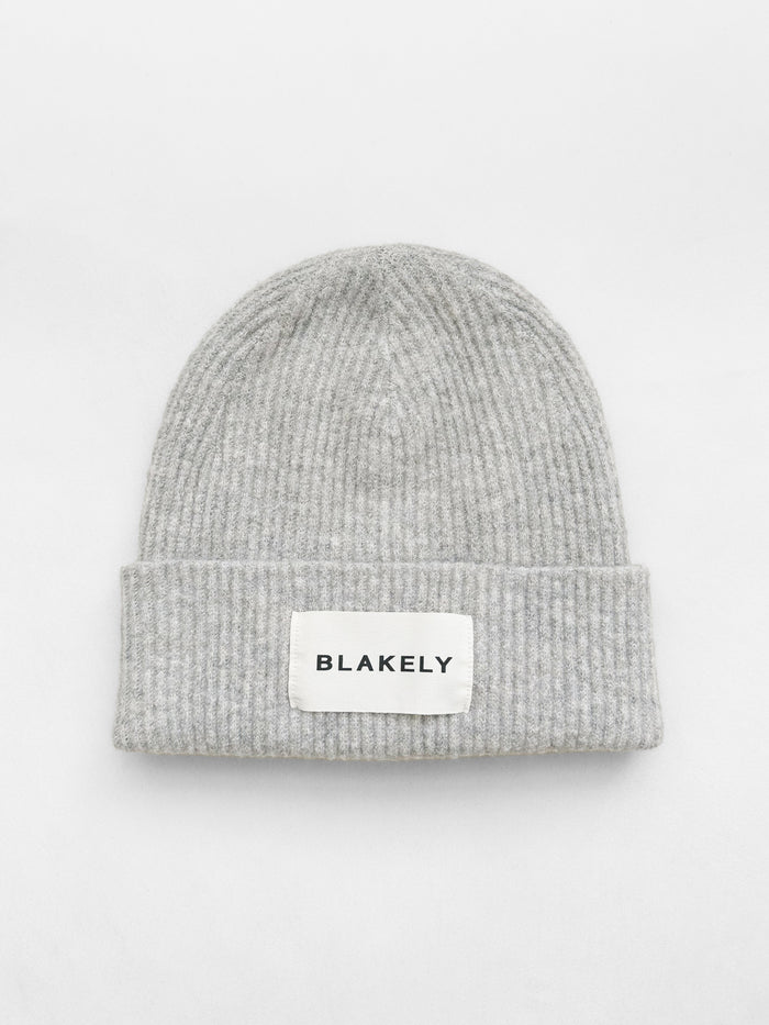 Label Knitted Beanie - Gris chiné