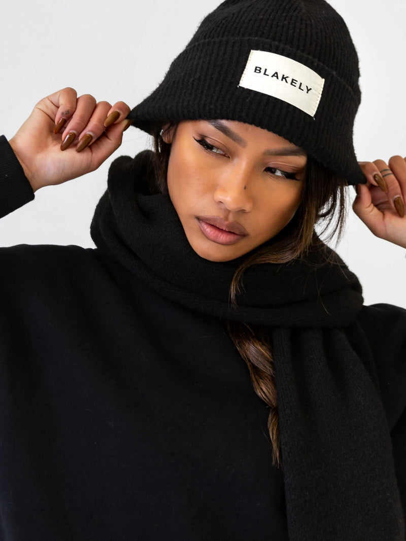 Label Knit Beanie - Black