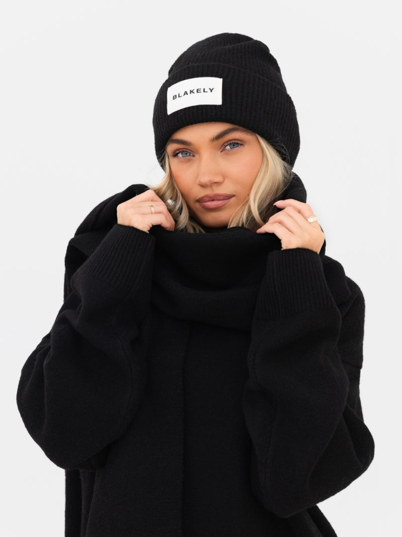 Label Knitted Scarf - Schwarz