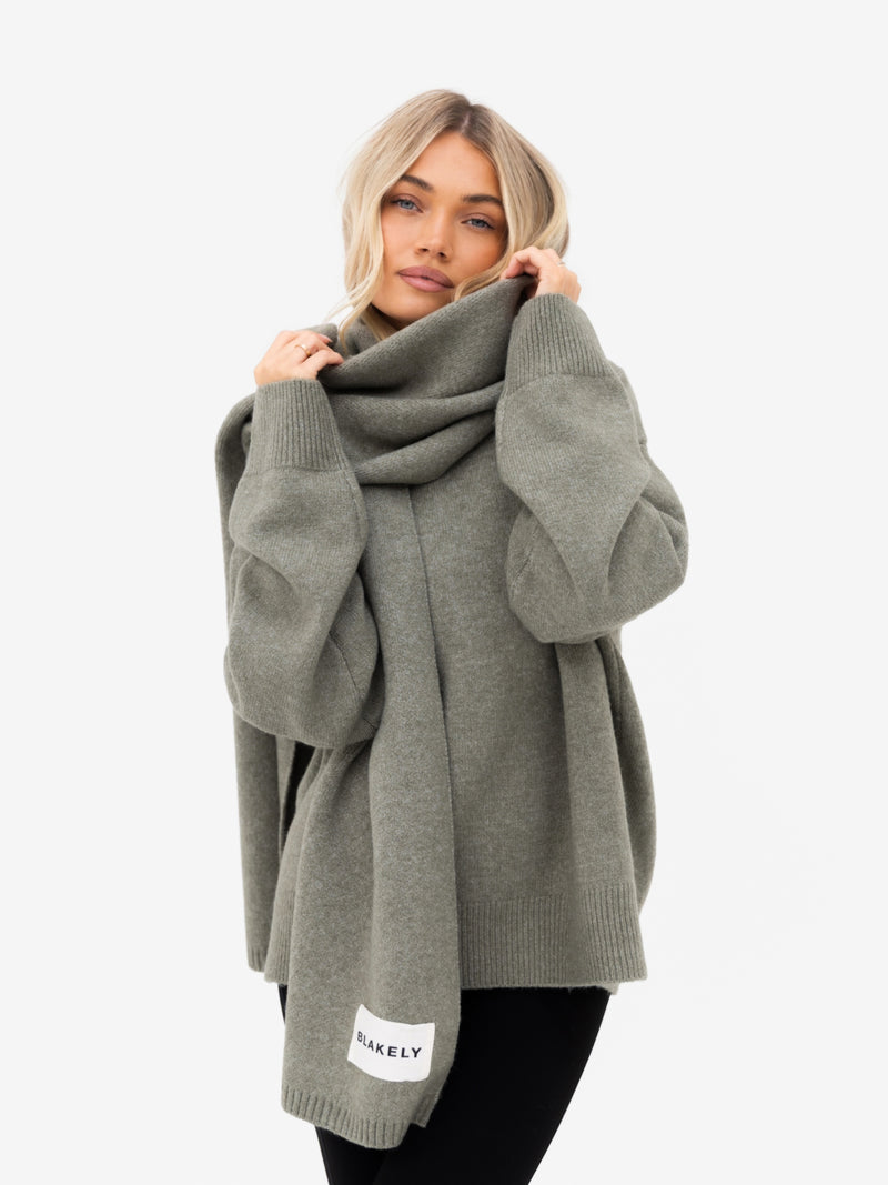 Label Knitted Scarf - Safarigrün