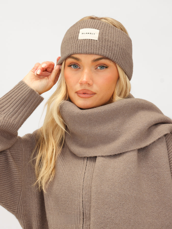 Label Knitted Headband - Sanftes Braun