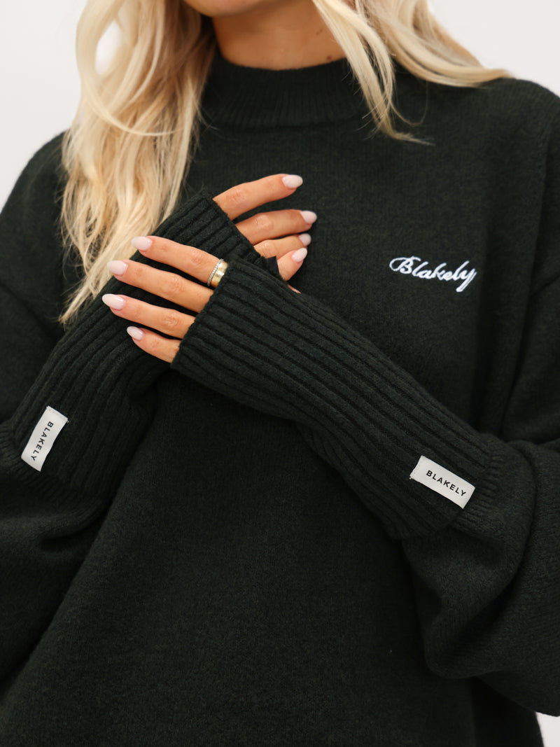 Label Knitted Wrist Warmers - Dunkelgrün