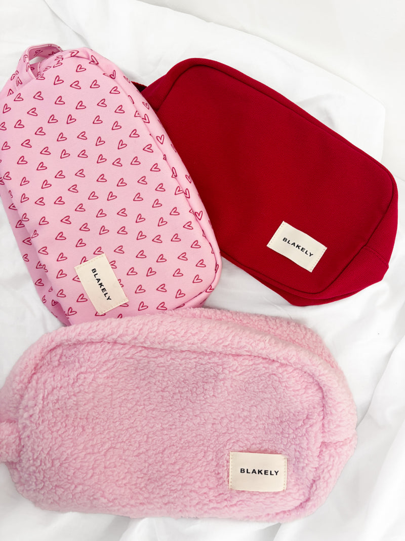Avery Makeup Bag - Heart Print