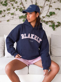Varsity Oversized Hoodie - Echtes Marineblau und Vintage-Rosa