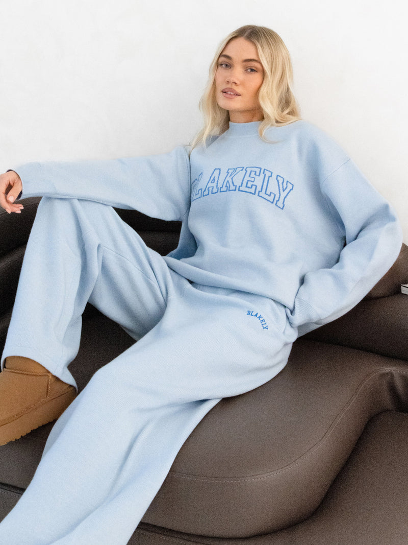 Varsity Oversized Knitted Jumper - Babyblau