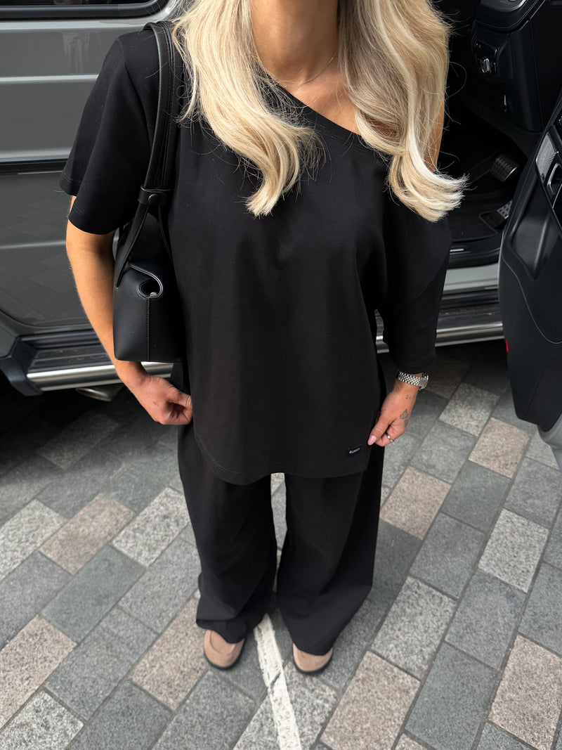 Cleo Off The Shoulder Top - Schwarz