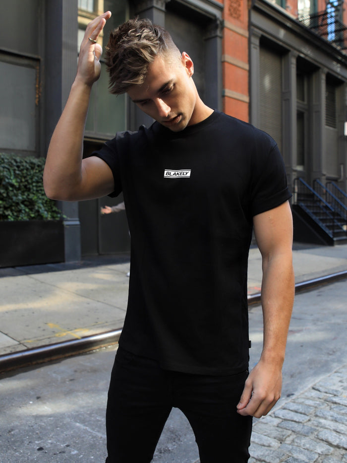 Universal Oversized T-Shirt - Black